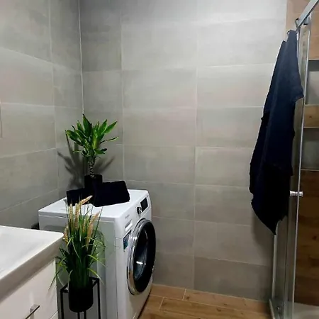 Zase Jako Doma Apartmán *